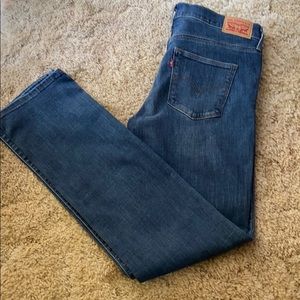 Levi’s slimming straight jeans.